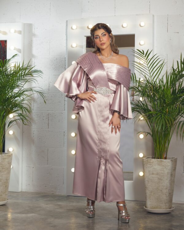 KJ0138 Off shoulder Pleats