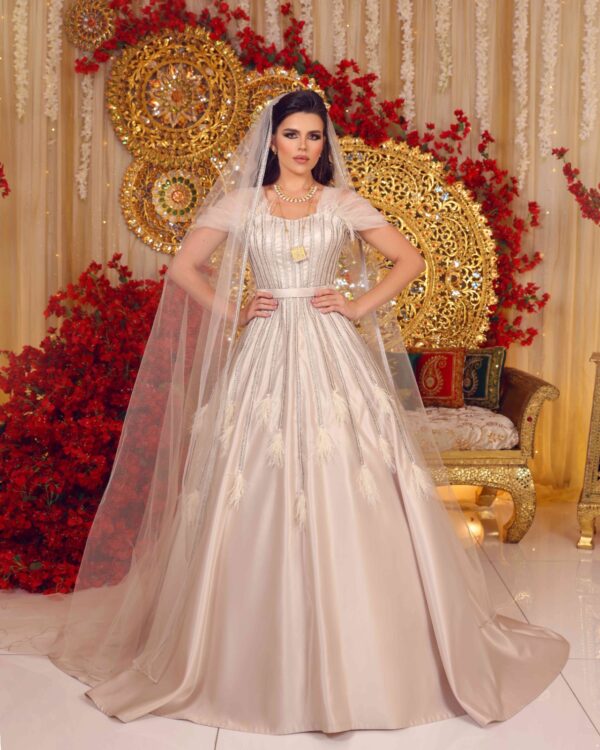KB0165 Ivory Feathers