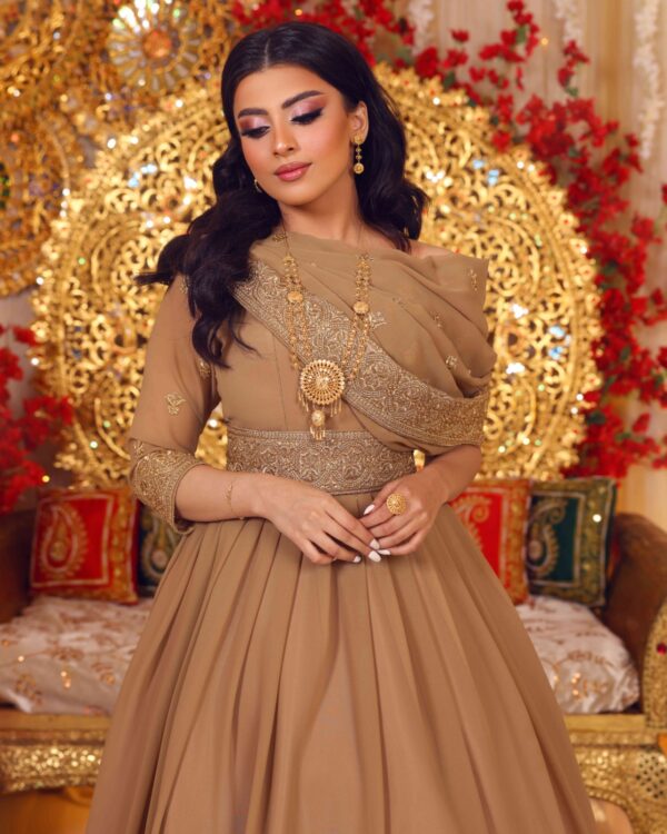 KB0162 Draped Nude - Image 3