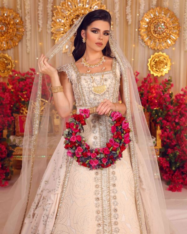 KB0170 Ivory Floral - Image 2