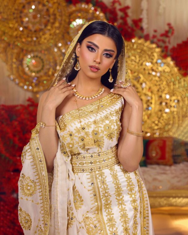 KB0168 White & Gold Traditional - Image 3